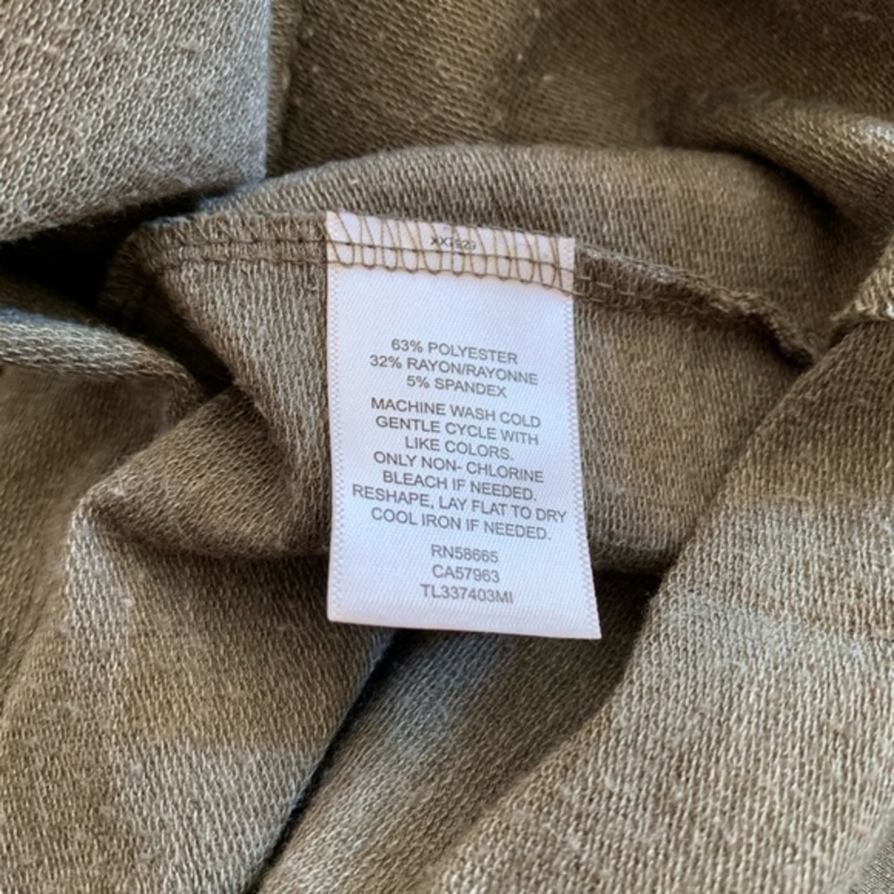 Leith - Olive Mock Neck Sleeveless Dress - Picture 6 of 6